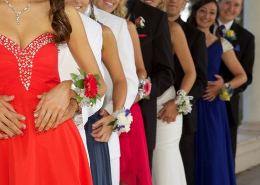 Homecoming Dresses Guide: How to Pick the Perfect Style for Your Big Night