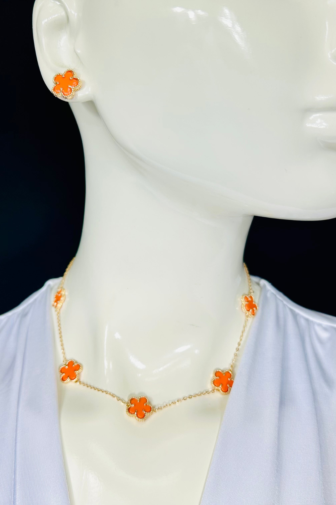 Kiss From a Rose Earrings(Orange)