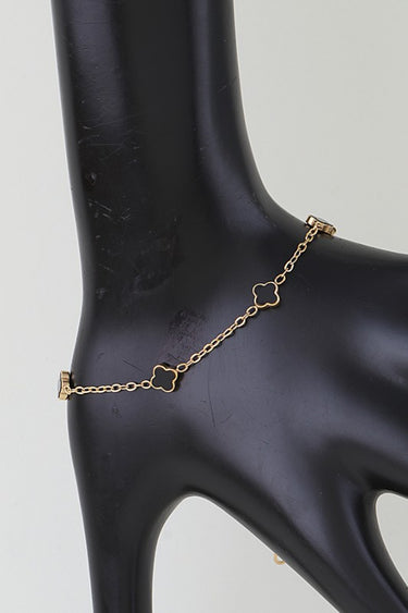 Minimal Clover Charm Chain Necklace