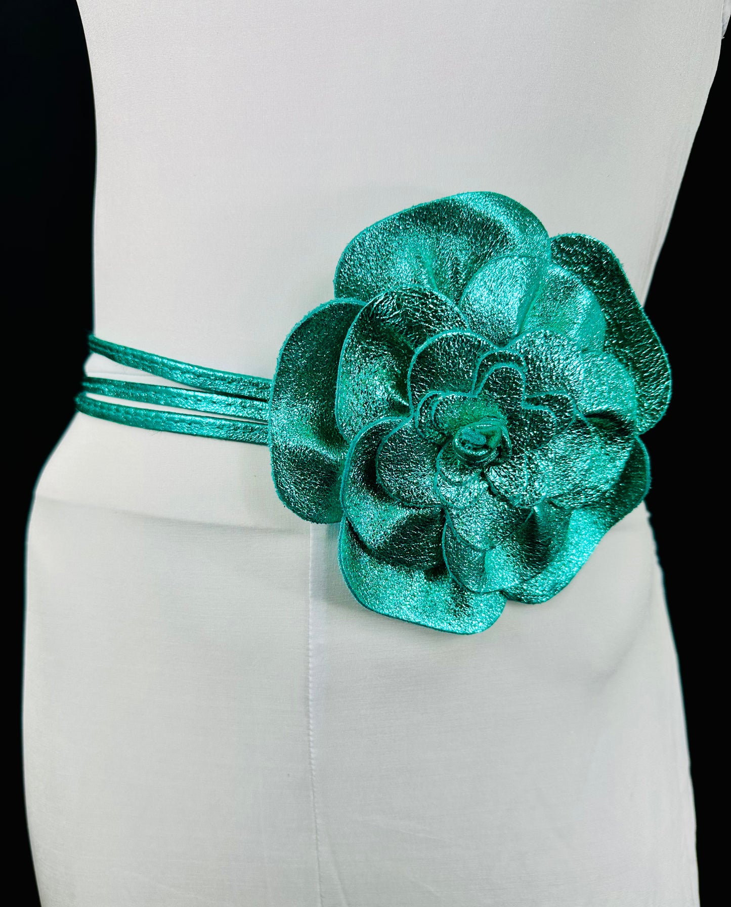 Floral Radiance Convertible Leather Wrap Belt & Choker (Turquoise)