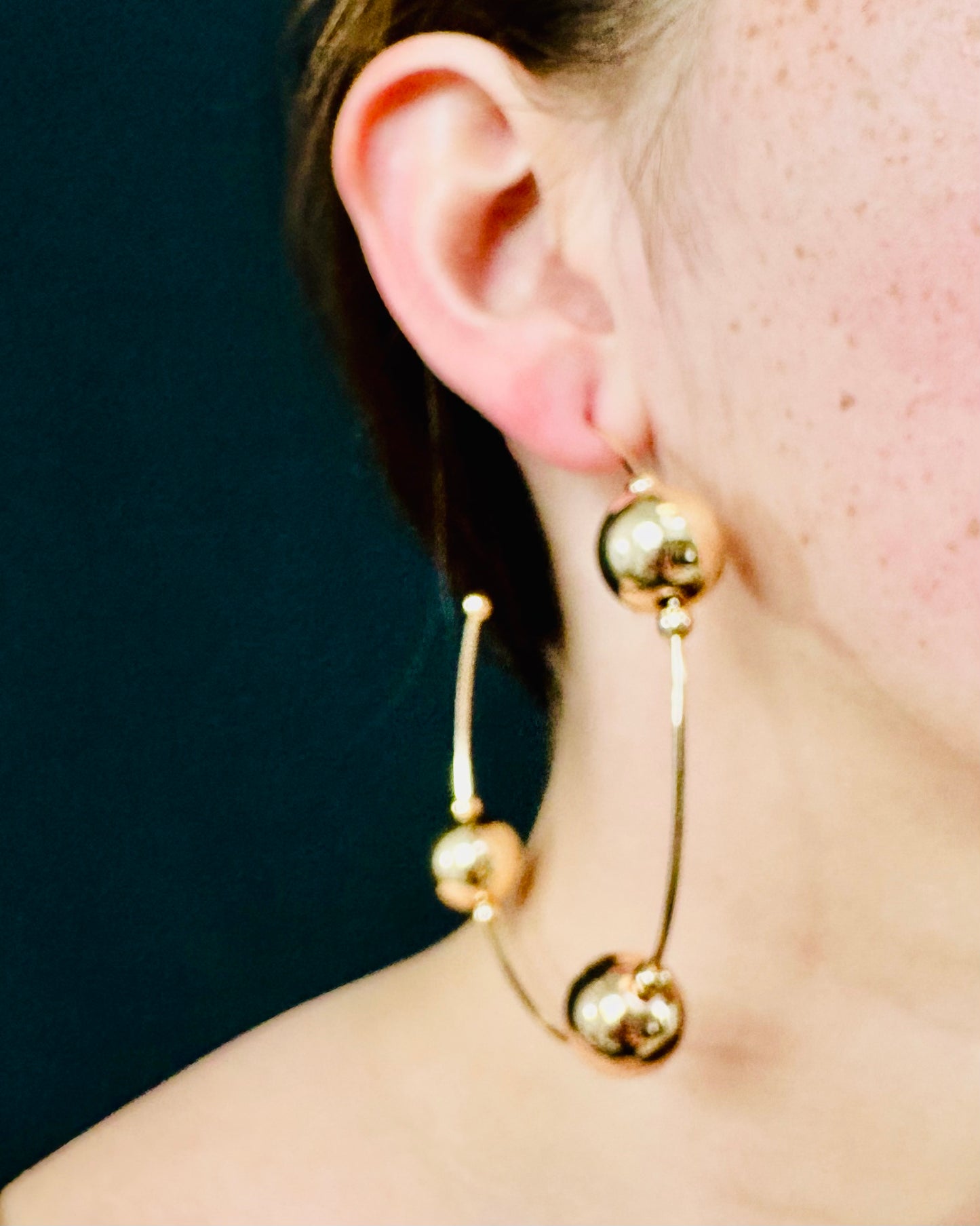 Orbital Sphere Hoops Earrings (Gold)