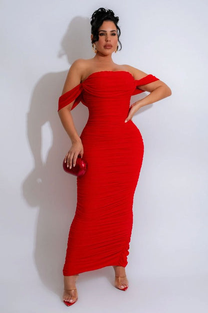 Enchanting Allure Ruched Gown (Red)