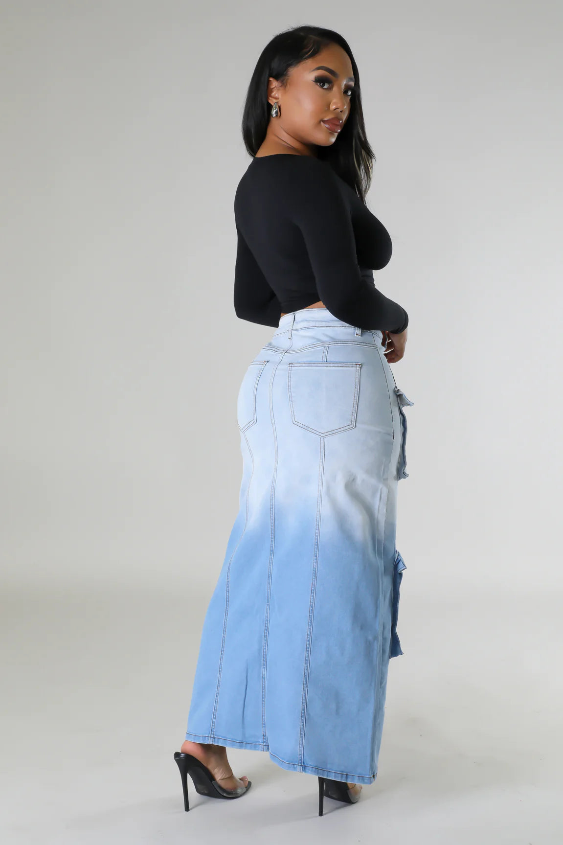 Distressed light blue denim skirt with cargo pockets