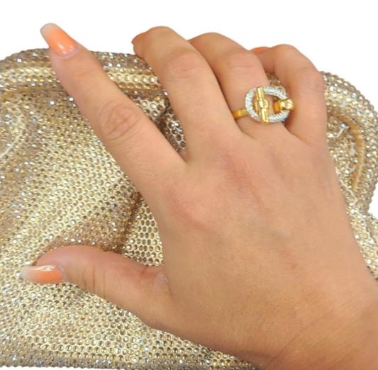 Linked Eleganze Gold Ring