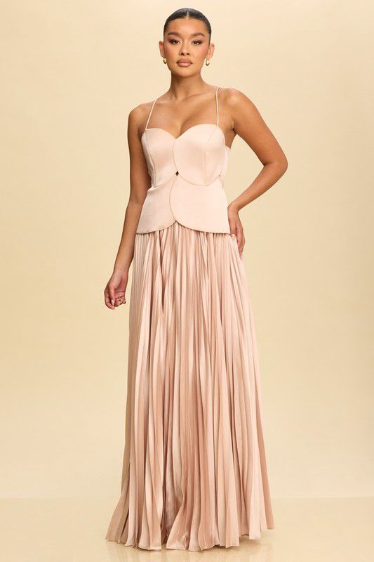 Unforgettable Moments Maxi Dress (Champagne)