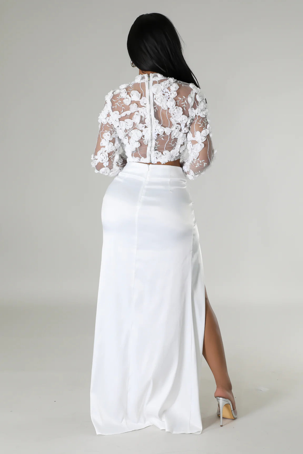 Elegant Floral Appliqué Skirt Set
(White)