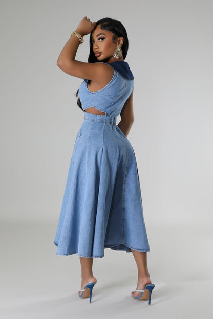 Stylish Denim Glamour Maxi Dress (Light Denim)