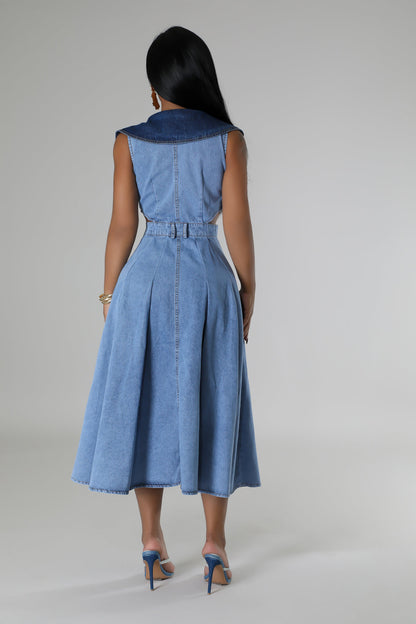 Stylish Denim Glamour Maxi Dress (Light Denim)