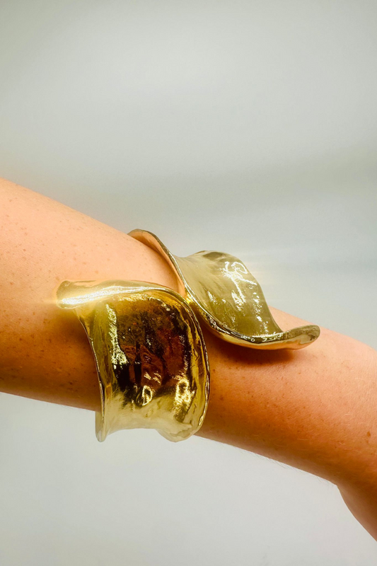 Leaf Luxe Cuff Bangle (Gold)