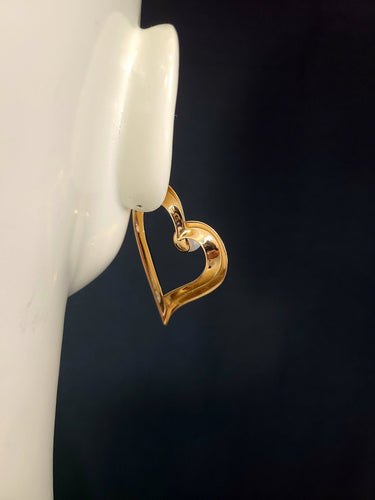 Angle in Heart Pearl Earrings (Gold) - stylish accessory for every outfit