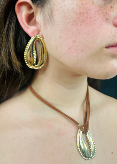 Boho Chic Shell Necklace and Earring Set (Gold) - stylish accessory for every outfit