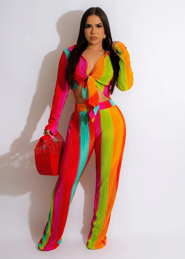 Stunning  two piece set pleated fit styled for evening
