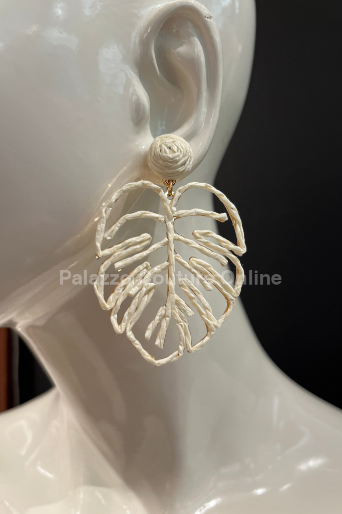 Earring Leaves (White One Size / White Earrings