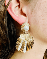 Golden Seashell Glamour Earrings (Gold) - Palazzo Couture Online