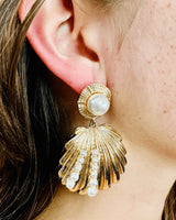 Golden Seashell Glamour Earrings (Gold) for women - fashion jewelry by Palazzo Couture