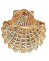 Women’s gold shell brooch – refined ocean shore theme jewellery piece