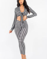 Women's  pant set print style back view