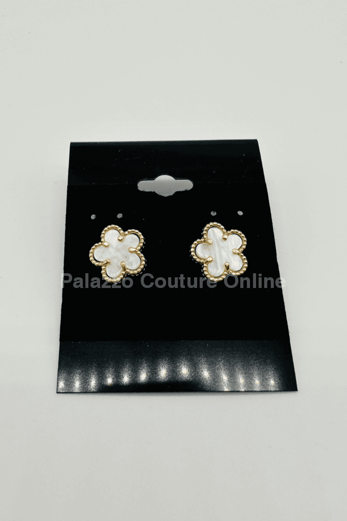 Kiss From A Rose Earrings White One Size / White/ Gold
