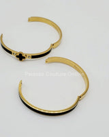 Lucky Clover Narrow Enamel Hinged Bangle Clover (Black) - chic women's accessory