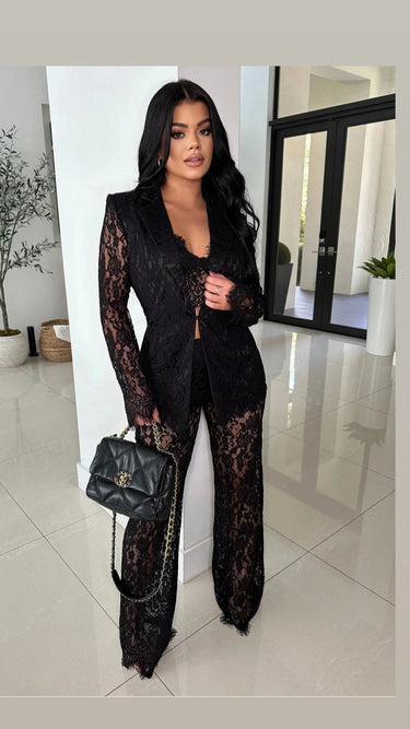 Women's Black pant set lace style back view