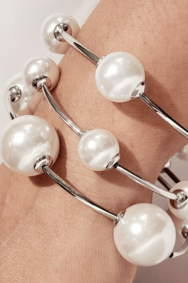 Pear Orbital Flow Cuff (Silver) - Palazzo Couture Online