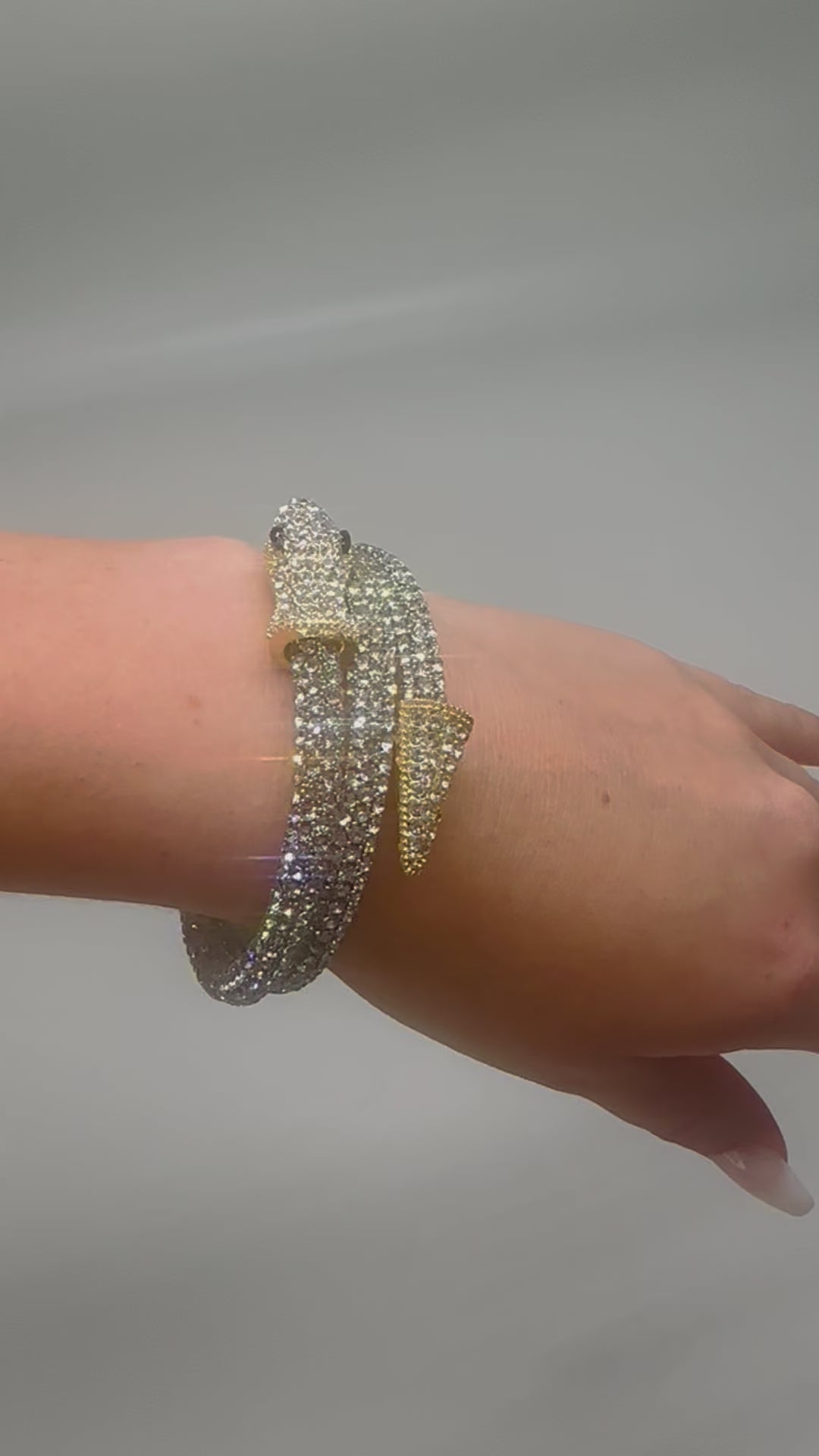 Video of Modern Double Wrap Serpentine Bracelet Gold