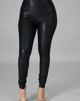 Brazilian Ruched Back Leggings - view 2