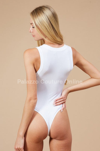 Round Neckline Sleeveless Fitted Bodysuit (White) Top