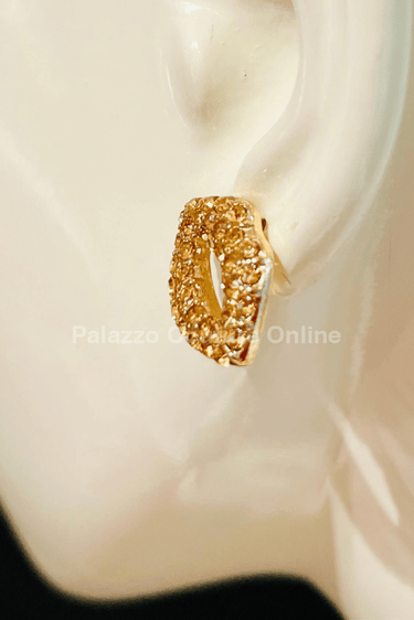 Ruby Pout Sparkle Stud Earrings (Gold) - Palazzo Couture Online