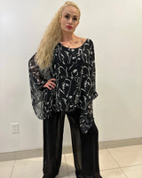 Elegant Black elegant long sleeve top styled for going out