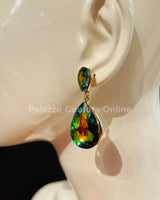 Petroleum crystal earrings with elegant shine