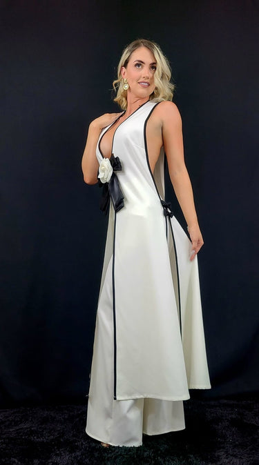 Timeless Bloom Pant Set – sleeveless white pant set with floral belt