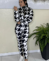 Vail Tours Houndstooth Pant Set with Stretch Fit close up of matching top design and fabric detail