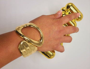 Waves Crashing Cuff Bangle (Gold) - Palazzo Couture Online