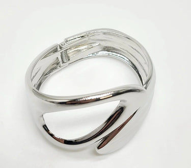 Waves Crashing Cuff Bangle (Silver) - trendy women's jewelry