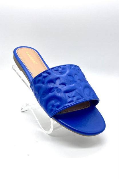 Comfy and Chic Sandals (Blue)